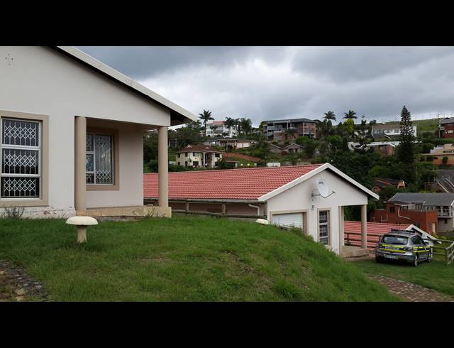 3 BEDROOM SIMPLEX FOR SALE IN RESERVOIR HILLS